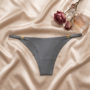 Culottes string grises sans couture pour femmes, douces, respirantes, couleur unie, taille basse, séchage rapide, ultra-fines, sexy, OEM ODM - Product Image 3