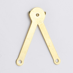 Charnière de meuble B525 Jaune Montage en surface Acier au carbone Durable Design minimaliste - Product Image 1