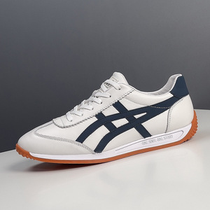 Primavera 2025, nuevas zapatillas de deporte informales de cuero genuino para hombre, zapatos informales combinables de estilo coreano, zapatos inspirados en <span class=keywords><strong>Forrest</strong></span> Gump de moda - Product Image 1