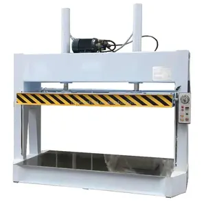 Máquina de prensado en frío para puerta de panel de madera hidráulica de mesa de trabajo de 1250*2500mm para chapa