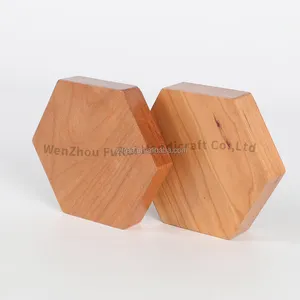 Boîte d'emballage de stockage de jeu de dés polygone en bois de cerisier de haute qualité personnalisée