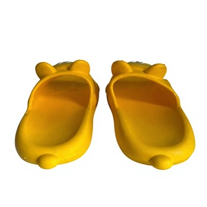 Yellow <b>Animal</b> Print <b>Plastic</b> Upper EVA Midsole PVC LiningAnti Slip Summer Closed Toe Women's Shoes - Product Image 3