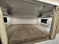 Camper de camionnette tout-terrain haute performance, maison mobile, aventure tout-terrain, caravane de voyage, camionnette personnalisée