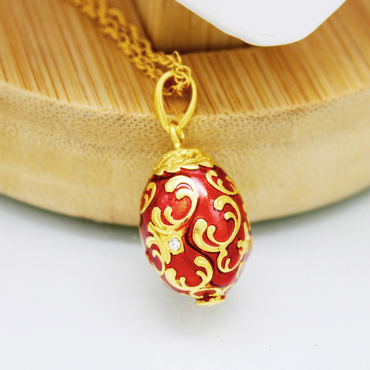 Pendentif Petit Chien - Oeuf Fabergé style