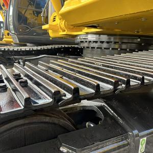 Excavatrice sur chenilles Komatsu PC300 d'occasion, 30 tonnes, pelle hydraulique lourde, moteur Cummins, pompe à engrenages, faible nombre d'heures de travail - Product Image 3