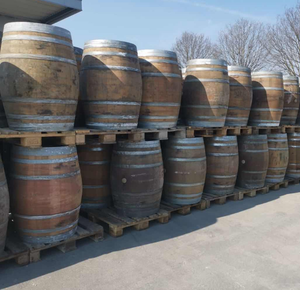 Gebrauchte Weinfässer aus Holz für Haus und Garten - Product Image 4