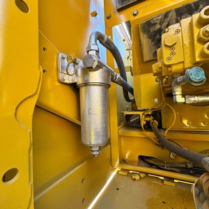 Excavatrice sur chenilles d'occasion CAT320 de 20 tonnes, best-seller pour les chantiers de construction et les travaux d'infrastructure - Product Image 5