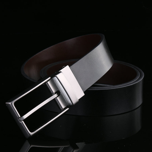 Cintura da Uomo Elegante in Pelle di Vacchetta con Fibbia Girevole in Lega per Pantaloni - Product Image 3
