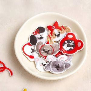 Mini Patch Brodé Adhésif ou Thermocollant Motif Chien Mignon pour Décoration - Product Image 3
