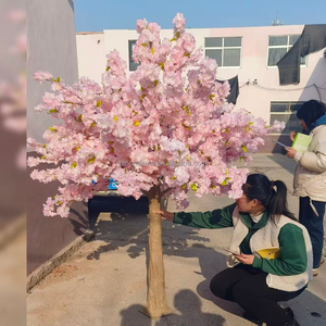 BL-AT28 Outsunny Albero Artificiale di Rose con Fiori, Pianta Finta per Interni ed Esterni, 200cm di Altezza, Alberi Fioriti Rosa e Verdi - Product Image 3