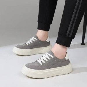 Zapatillas de Skate Vintage Grises de Lona, Zapatillas Casuales con Detalles Blancos en Dos Tonos, Suela de Plataforma Gruesa Multicapa, Zapatos para Hombre - Product Image 3