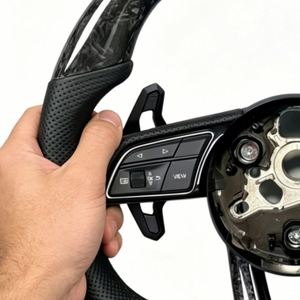 Expédition rapide pour <span class=keywords><strong>Audi</strong></span> <span class=keywords><strong>TT</strong></span> R8 MK3 TTRS TTS MK2 S3-S7 RS3-RS7 A3 A5 A6 Volant en fibre de carbone forgée Vente flash - Product Image 2