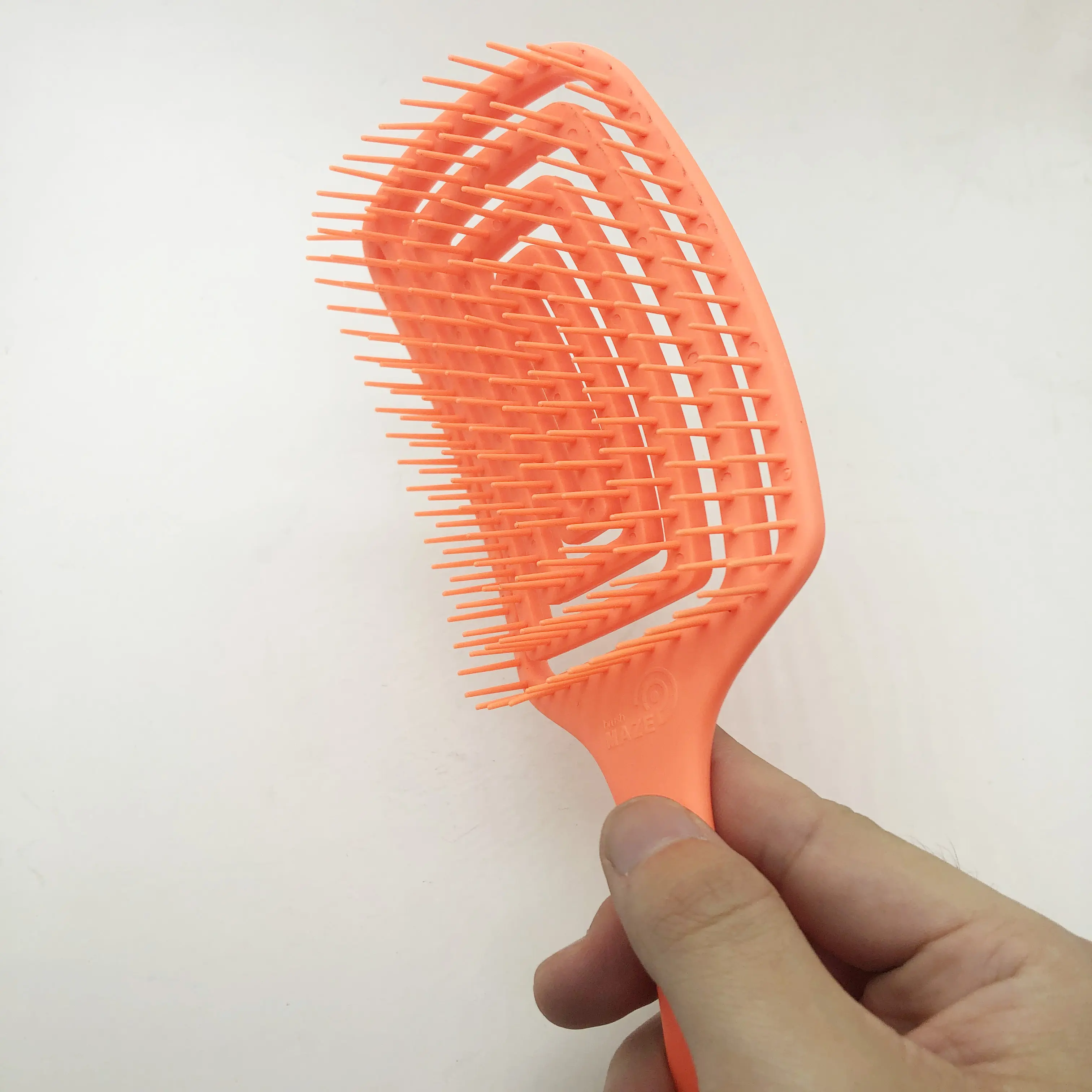 CANDY BRUSH new design MZ-006 detangling flexible hair brush maze shape all types curly brush comb for women