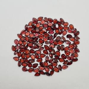 Piedra preciosa de alta calidad diseño personalizado piedra preciosa granate Natural forma de pera larga 8x6mm rojo Diy accesorios de joyería 100% Color Natural - Product Image 1