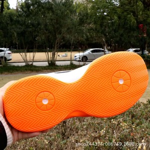 Calzado Deportivo de Goma con Suela Gruesa y Caña Alta, con Buena Resistencia al Desgaste y Propiedades Antideslizantes, Apto para Baloncesto - Product Image 5
