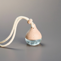 Flacon Pendentif Diffuseur de Voiture d'Aromathérapie Vide Haut de Gamme 6 ml en Verre, avec Couvercles en Bois