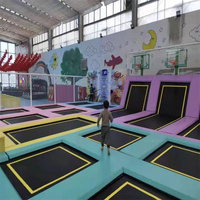 Parc de trampolines intérieur et équipements de jeux pour enfants sur mesure, conçus gratuitement par l'usine, pour centre de loisirs et aire de jeux, à vendre