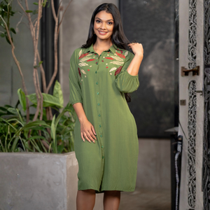 Vestido Camisero Corto de Gasa con Detalles Bordados, Antiarrugas, Elegante e Informal, de Alta Calidad, Precio al por Mayor - Product Image 5