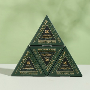 Nuevo Champú Sólido Verde con Ingredientes Naturales a Base de Plantas, Jabón de Baño Sólido para Todo Tipo de Cabello - Product Image 5