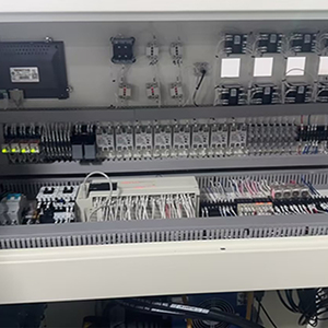 Heat Pipe Degassing Machine with Oil <b>Vacuum</b> <b>Pump</b> - Product Image 6