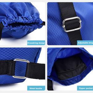 Mochila Deportiva Unisex Plegable, Impermeable, Anti-Robo, con Logotipo Personalizado, de Poliéster 210D Ecológico y Reutilizable, en Oferta - Product Image 3