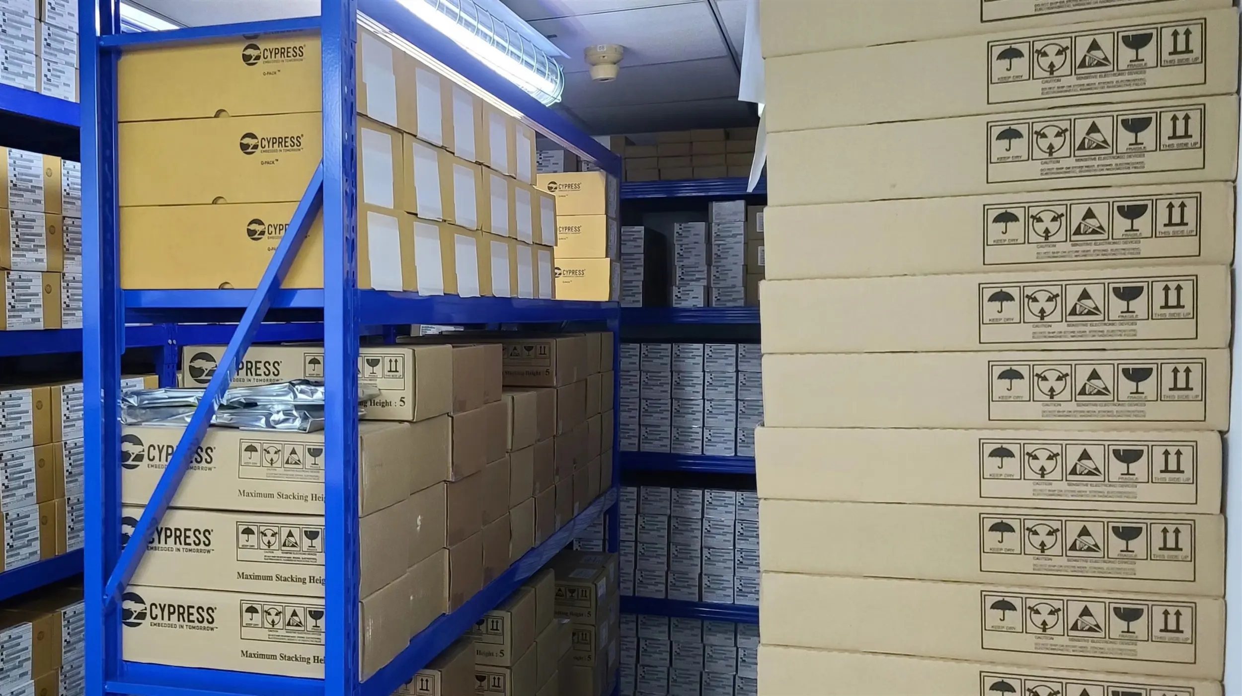 【TWN】送料・関税込★ブレーダーフード LNRL-EC-751R BK＋ LNRV-7665 BK | 同時給排 | 製品情報 - 家庭