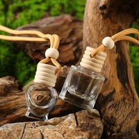 Flacon de parfum carré vide de 10 ml en verre avec bouchon à vis en bois sérigraphié, flacon diffuseur de voiture suspendu