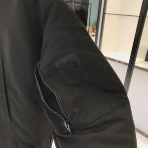 جاكيت جلد أسود بتصميم منحوت على الطراز الأمريكي القديم، مع غطاء للرأس وياقة من الفرو، سميك ودافئ للرجال في فصل الشتاء - Product Image 5