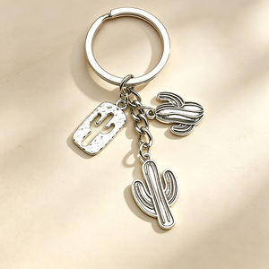 <b>Custom</b> Logo Western Cowboy Metal <b>Keychain</b> Zinc Alloy Vintage Cowboy Hat Pendant Key Ring Fashion Accessory Gift - Product Image 2