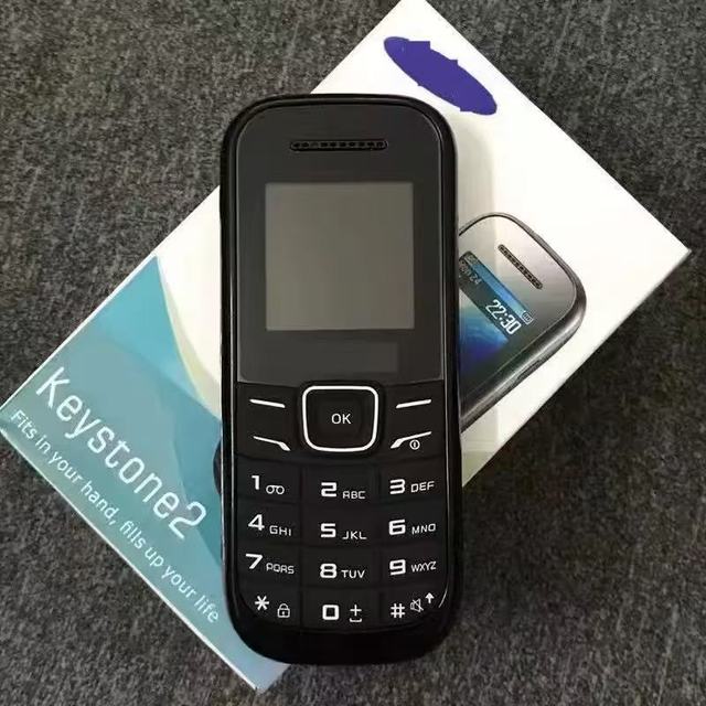 Africa Spreadtrum 6531 Bar Mobile Phone Model 1200 Dual SIM Card Spanish German French TFT Display <600mAh Battery 2G Colored
