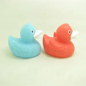 Aangepaste Veiligheid Bad Ducky Promotionele Squeeze Drijvende Rubber Duck