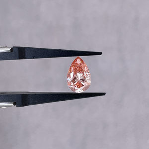 เพชรทรงลูกแพร์ RST 1 กะรัต 2 กะรัต เพชร CVD ที่เพาะเลี้ยงในห้องปฏิบัติการ สีชมพูสดใสแฟนซี พร้อมใบรับรอง IGI - Product Image 1