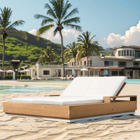Chaise longue pliante d'extérieur en teck moderne MARBELLA pour cour et plage