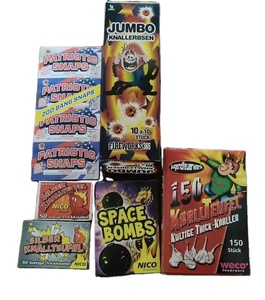 Pop Pop Snapper Fireworks Children's <strong>Novelty</strong> Throw Bang Snap Toy Fireworks Patriotic Snaps EU&amp;US Popular <strong>Crackers</strong> <strong>Christmas</strong> - Product Image 1