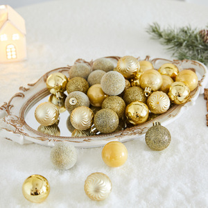 Boules de Noël en plastique électroplaqué 4/6/8CM, multicolores, brillantes, décorations suspendues, écologiques, de haute qualité, pour la maison - Product Image 6