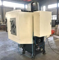 Centre d'usinage vertical haute précision VMC 5 axes 4 axes 3 axes Machine de fraisage CNC Centre d'usinage Siemens à vendre