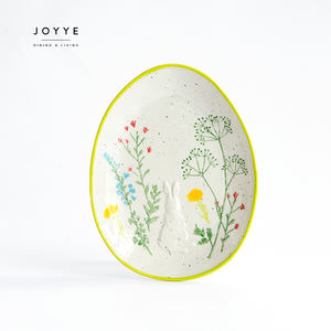 JOYYE จานเซรามิกและจานลายดอกไม้,จานเซรามิกสำหรับอาหารเย็นจานเล็กน่ารักลายดอกไม้ทำด้วยมือปั๊มนูน - Product Image 1