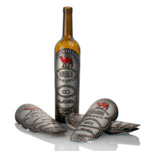 Impression numérique alliage de zinc fantaisie en forme de t bouteille en verre de liqueur de vin <span class=keywords><strong>gravure</strong></span> <span class=keywords><strong>sur</strong></span> <span class=keywords><strong>bois</strong></span> naturel bouchon de tequila en liège - Product Image 6