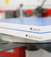 Nouvelle Plaqueuse de Chants E50 Automatique à Pré-fraisage Blue Elephant Compacte pour Meubles en Contreplaqué et MDF