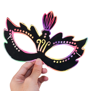 Masque à gratter créatif YUELU <span class=keywords><strong>pour</strong></span> enfants, thème <span class=keywords><strong>Halloween</strong></span>, découpe à l'emporte-pièce, jouets de graffiti DIY, ensemble de peinture à gratter <span class=keywords><strong>pour</strong></span> cadeau de fête - Product Image 4