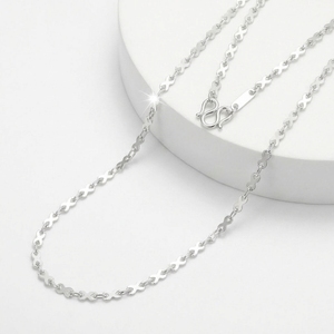 Collier avec pendentif élégant et minimaliste, brillant, blanc uni, Pt950, pour femmes, usage quotidien, accessoire de bijouterie de luxe - Product Image 2