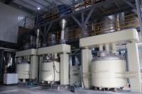 Prix usine de haute qualité polyuréthane spray pu mousse liquide