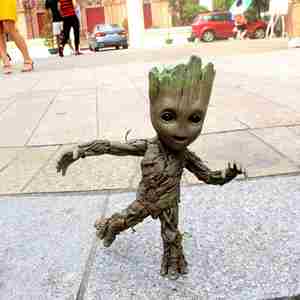 <span class=keywords><strong>Gardiens</strong></span> <span class=keywords><strong>de</strong></span> <span class=keywords><strong>la</strong></span> <span class=keywords><strong>Galaxie</strong></span> - Figurine <span class=keywords><strong>Groot</strong></span> le Gardien <span class=keywords><strong>de</strong></span> <span class=keywords><strong>la</strong></span> Forêt, modèle articulé en PVC, échelle 1:1, fabriqué à <span class=keywords><strong>la</strong></span> main, en boîte - Product Image 3