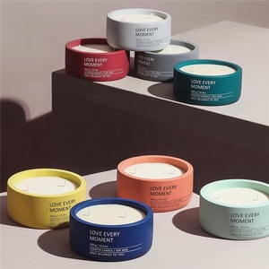 Vente en gros de pots à bougies en céramique colorés mats de style nordique en terre cuite pour bougies - Product Image 2