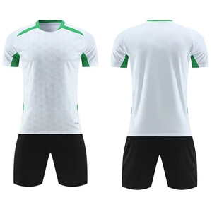 Ensemble de maillot de football pour garçons de couleur unie, maillot de football personnalisé, 100% polyester, ensemble complet - Product Image 3