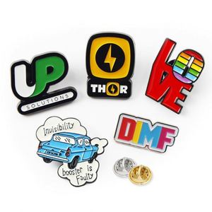 Fabricantes diseñan su propio logotipo, insignias metálicas duras, pines de solapa suaves de anime, sin mínimo de compra, pines de esmalte personalizados al por mayor. - Product Image 1