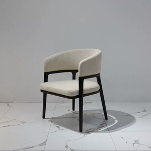 Juego de Mesa y Sillas de Comedor de Lujo Italiano, Diseño Moderno para Casa o Villa de Alta Gama, Tela de Lino con Reposabrazos para Uso en Hoteles, Material de Madera - Product Image 4