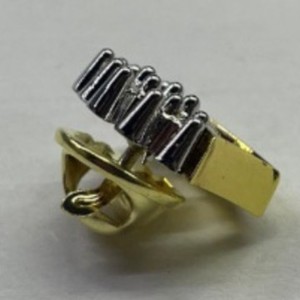 Shield Shape Gold Plated Zinc Alloy <b>Brooch</b> <b>Pin</b> Round Brilliant Cut Diamond Claw Setting Unisex Fashion <b>Brooch</b> - Product Image 5