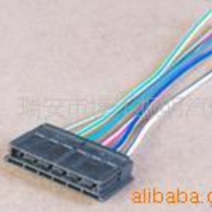 Cargador universal para coche Olt, conector USB tipo A para carga de automóviles y motocicletas - Product Image 3