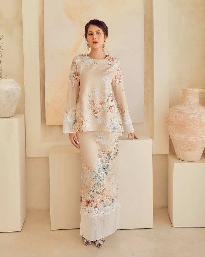 Contrato con nosotros